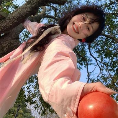 远山淡影